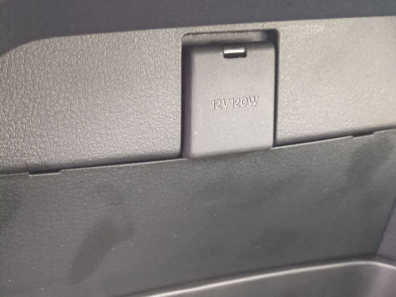 Thumbnail: 2026 Mazda CX-50 - 31