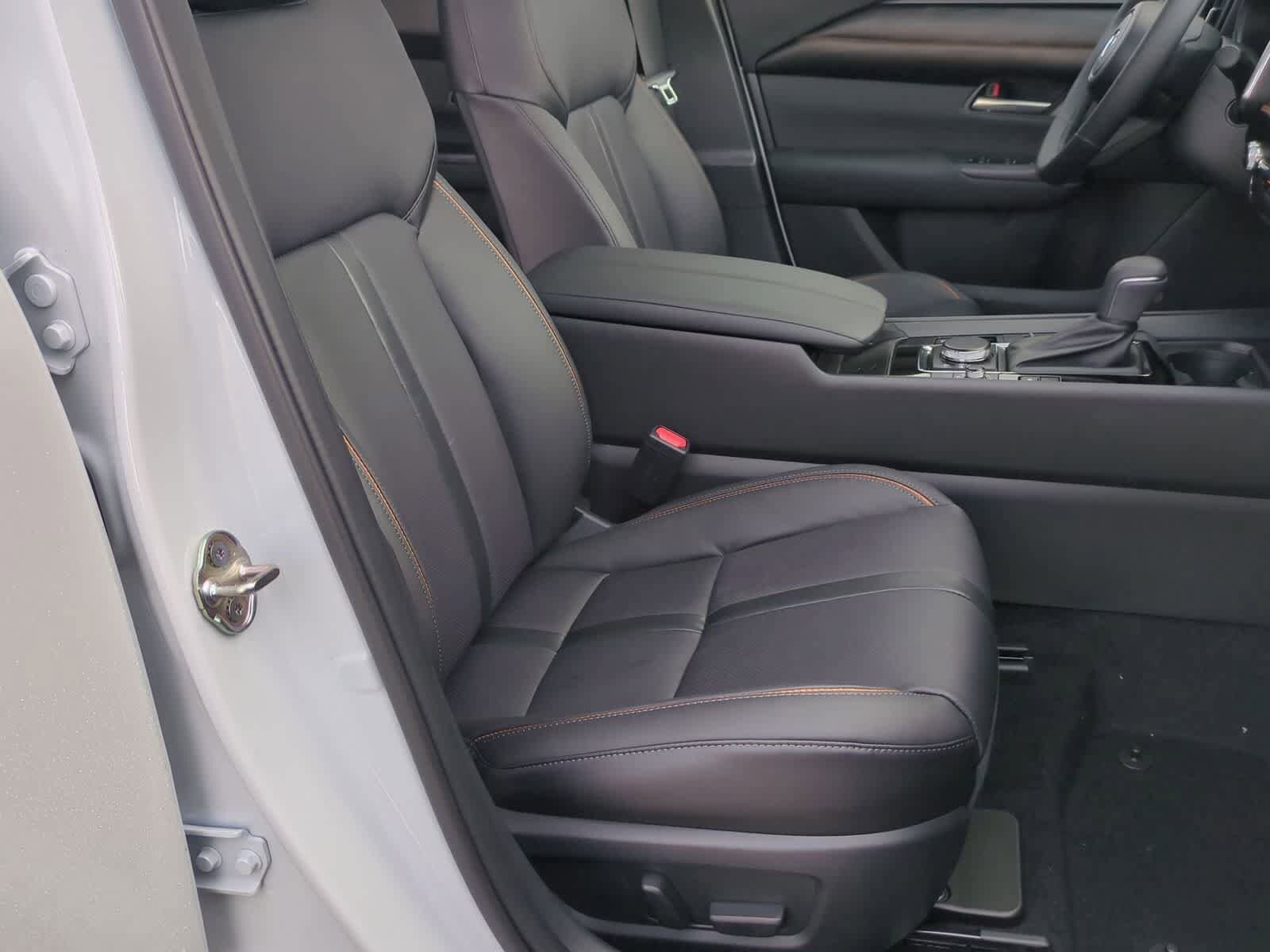 Thumbnail: 2026 Mazda CX-50 - 22