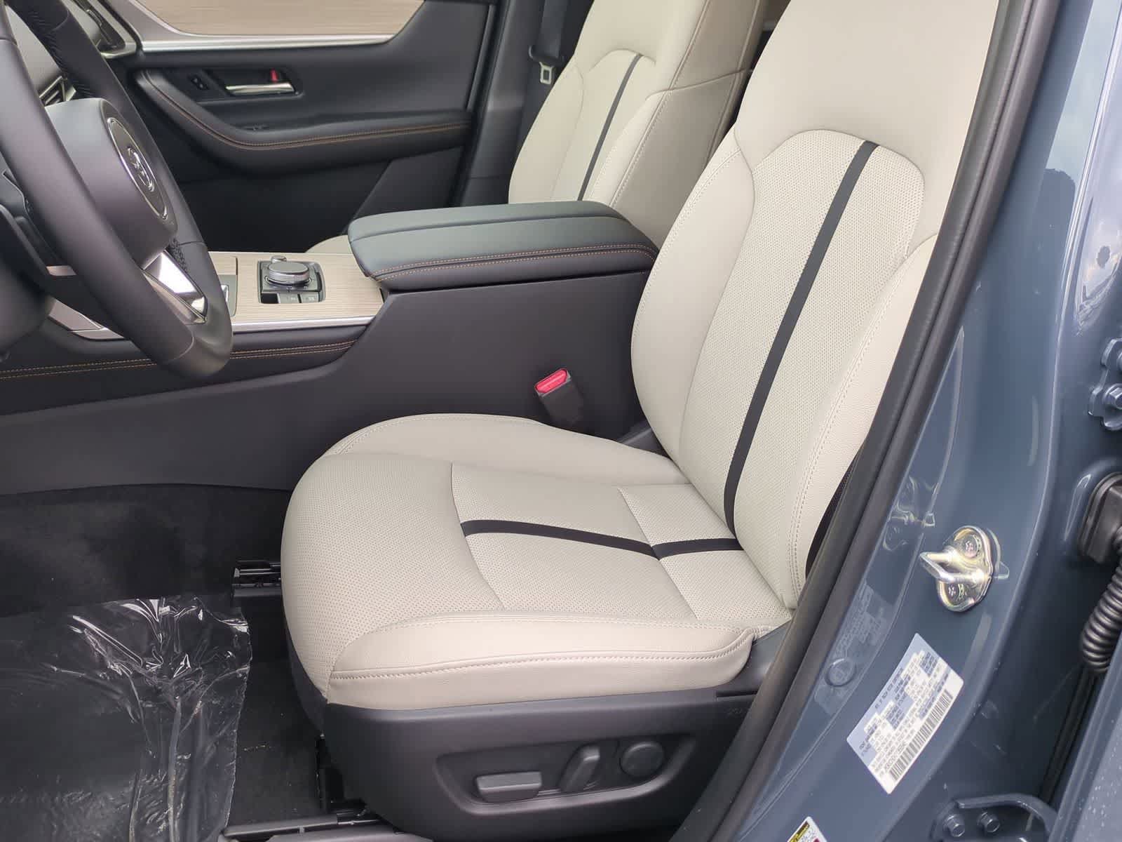 Thumbnail: 2026 Mazda CX-90 - 15