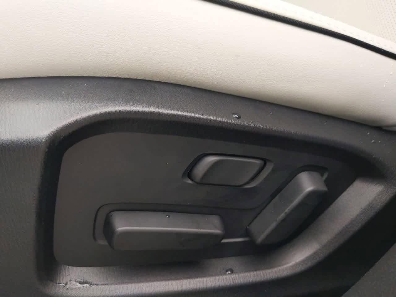 Thumbnail: 2025 Mazda CX-5 - 16