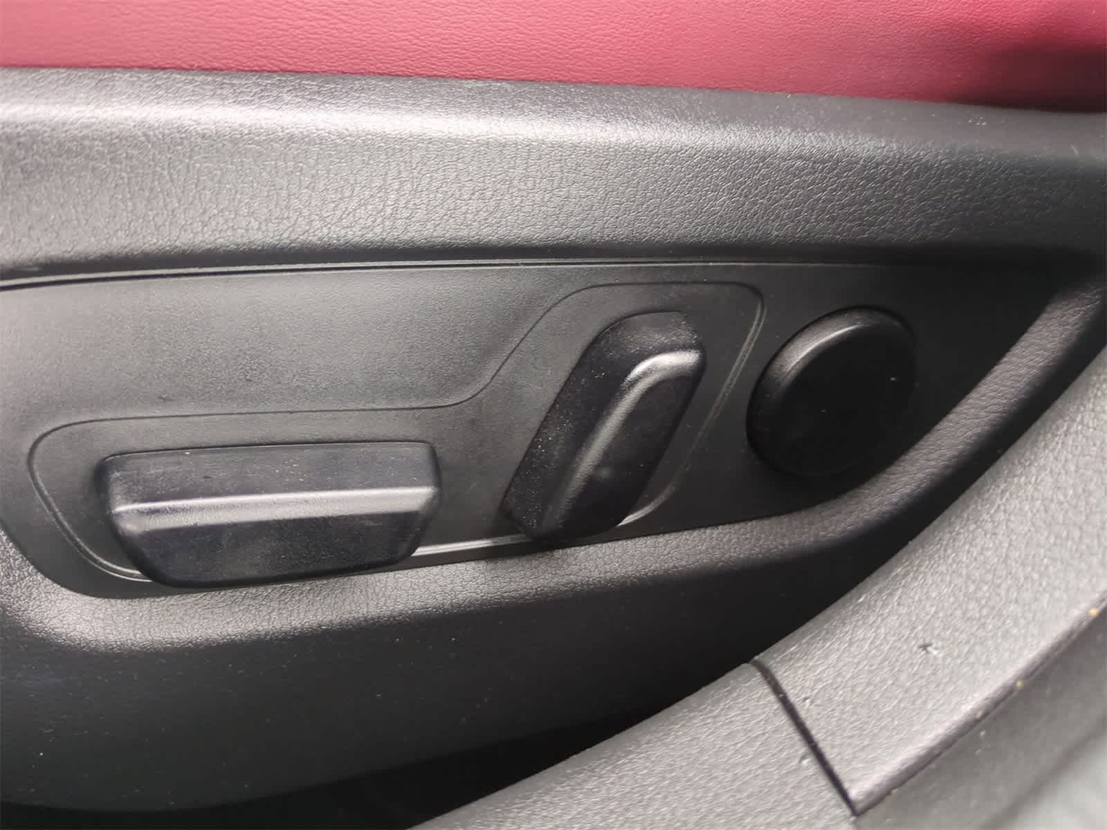 Thumbnail: 2023 Mazda CX-30 - 16