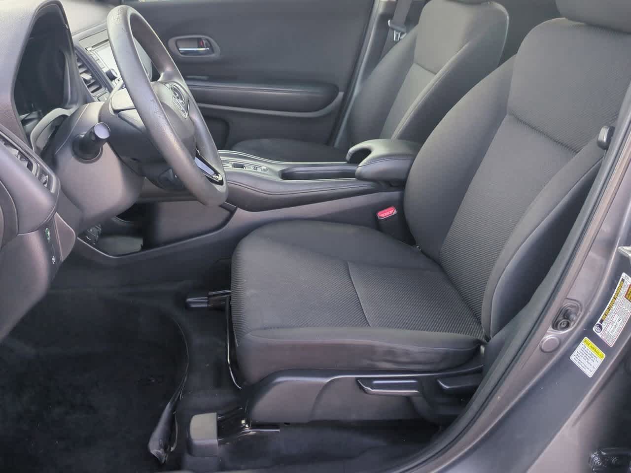 Thumbnail: 2016 Honda HR-V - 14