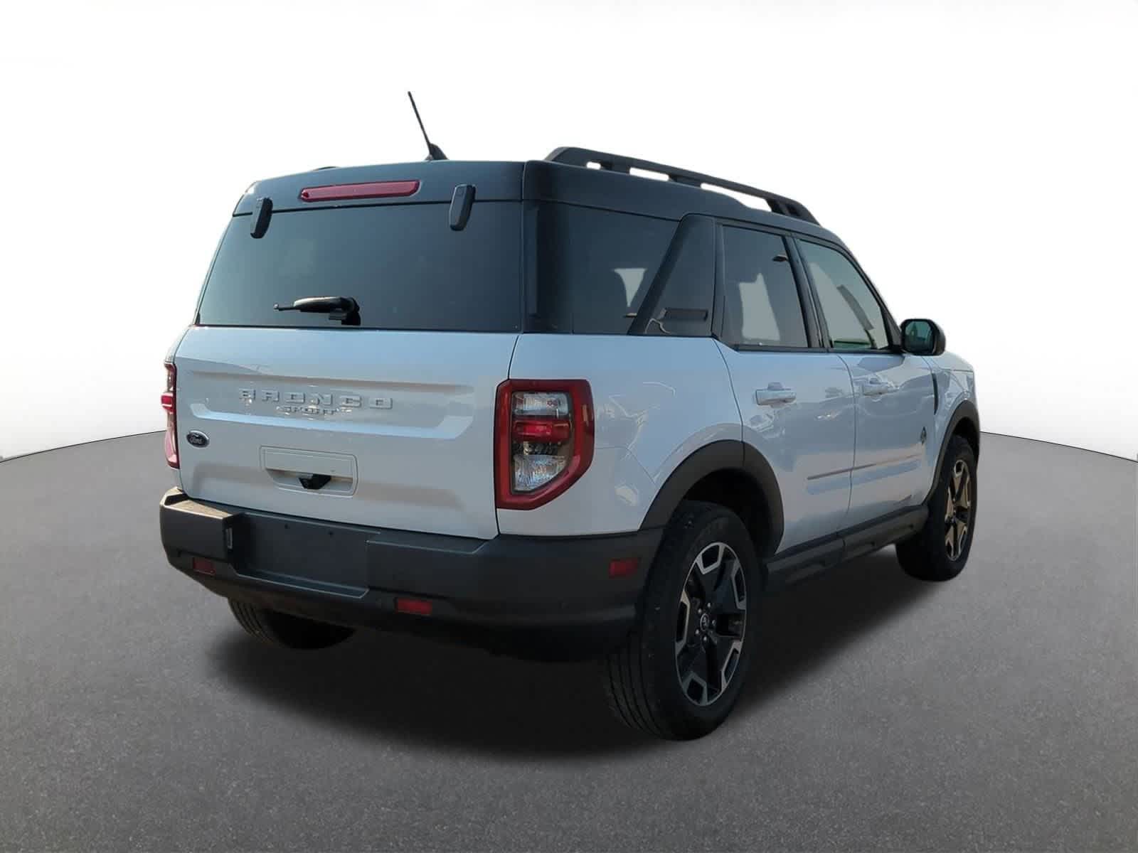 2022 Ford Bronco Sport Outer Banks 6