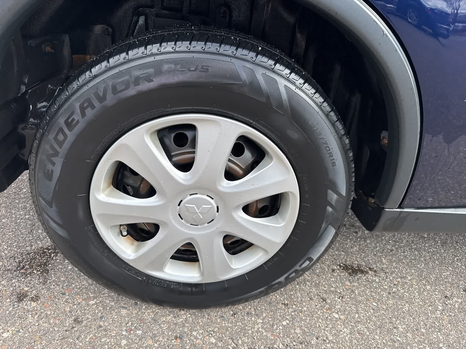 Thumbnail: 2015 Mitsubishi Outlander - 11