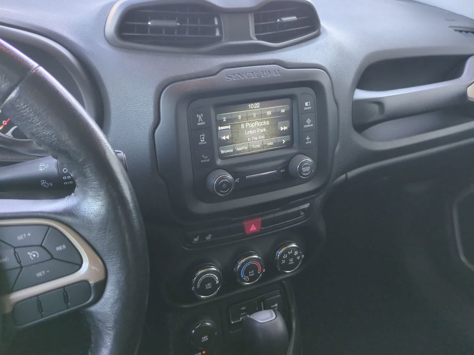 Thumbnail: 2017 Jeep Renegade - 27