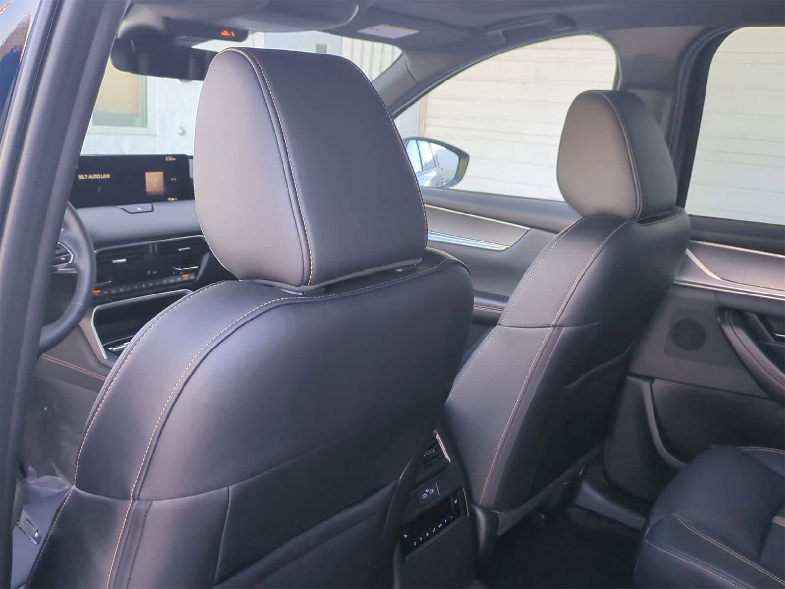 Thumbnail: 2026 Mazda CX-90 - 17