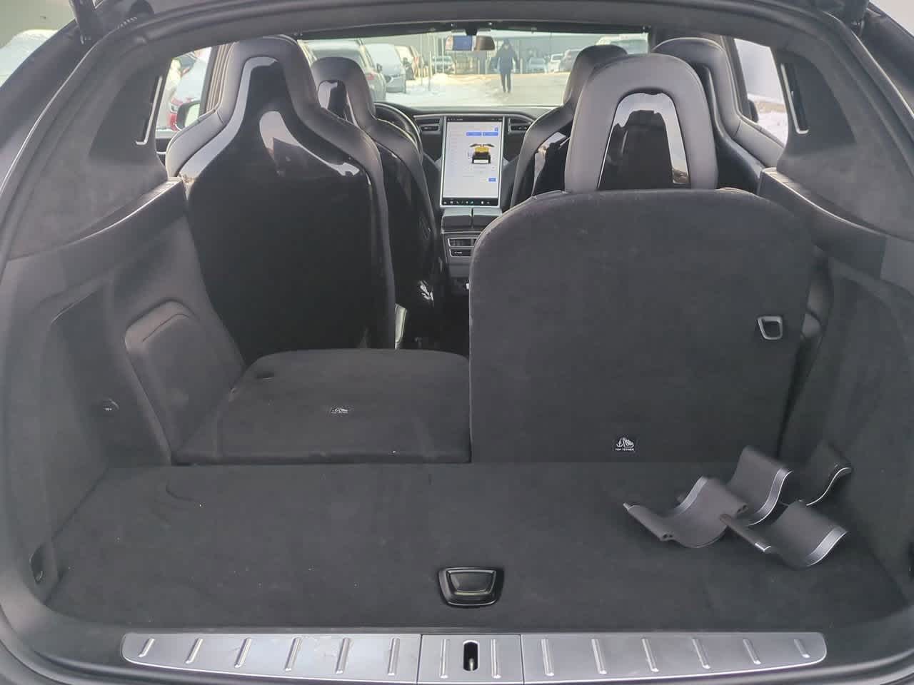 Thumbnail: 2016 Tesla Model X - 35