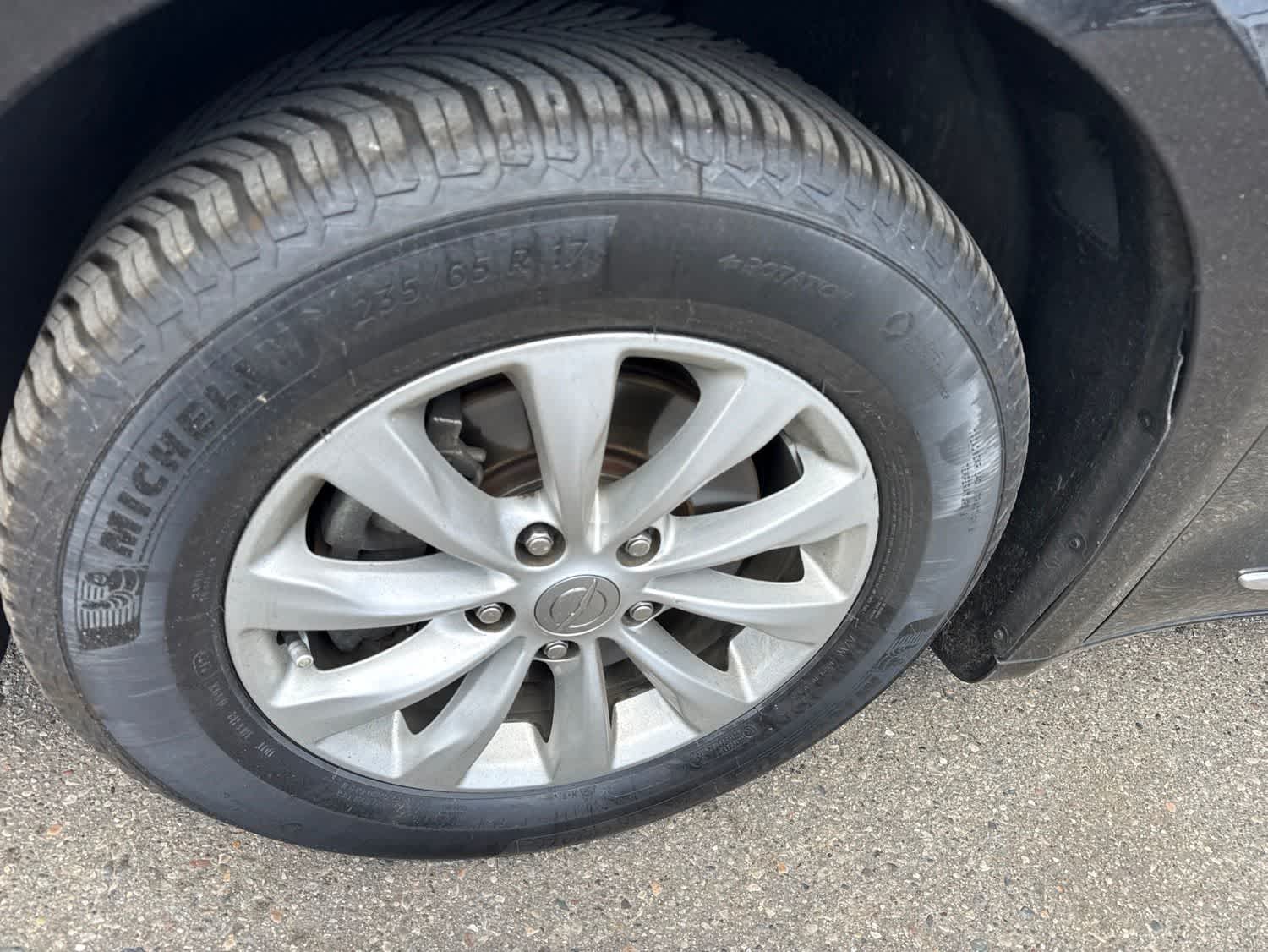 Thumbnail: 2019 Chrysler Pacifica - 9