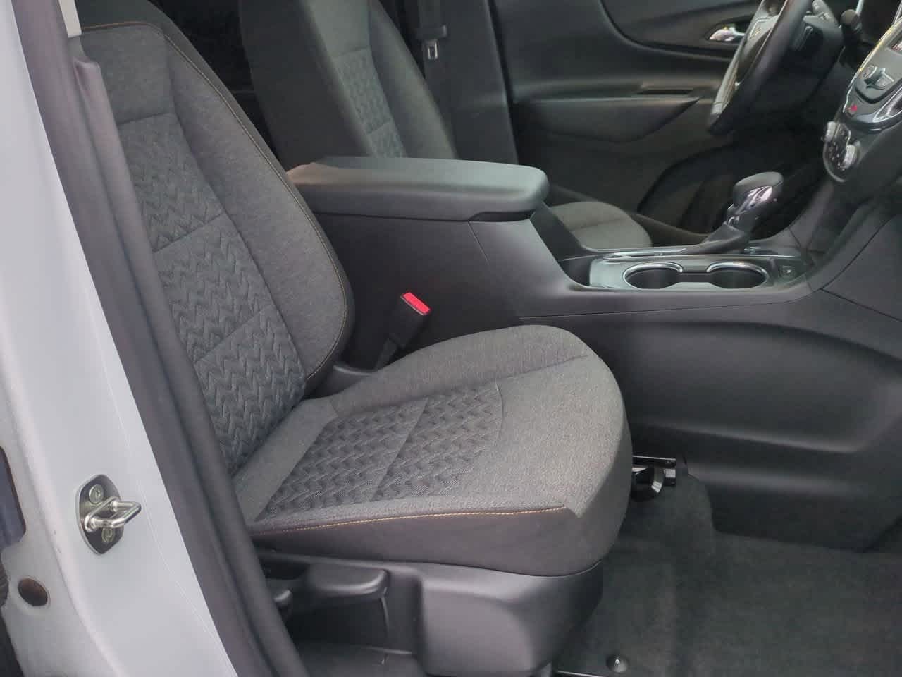 Thumbnail: 2022 Chevrolet Equinox - 20