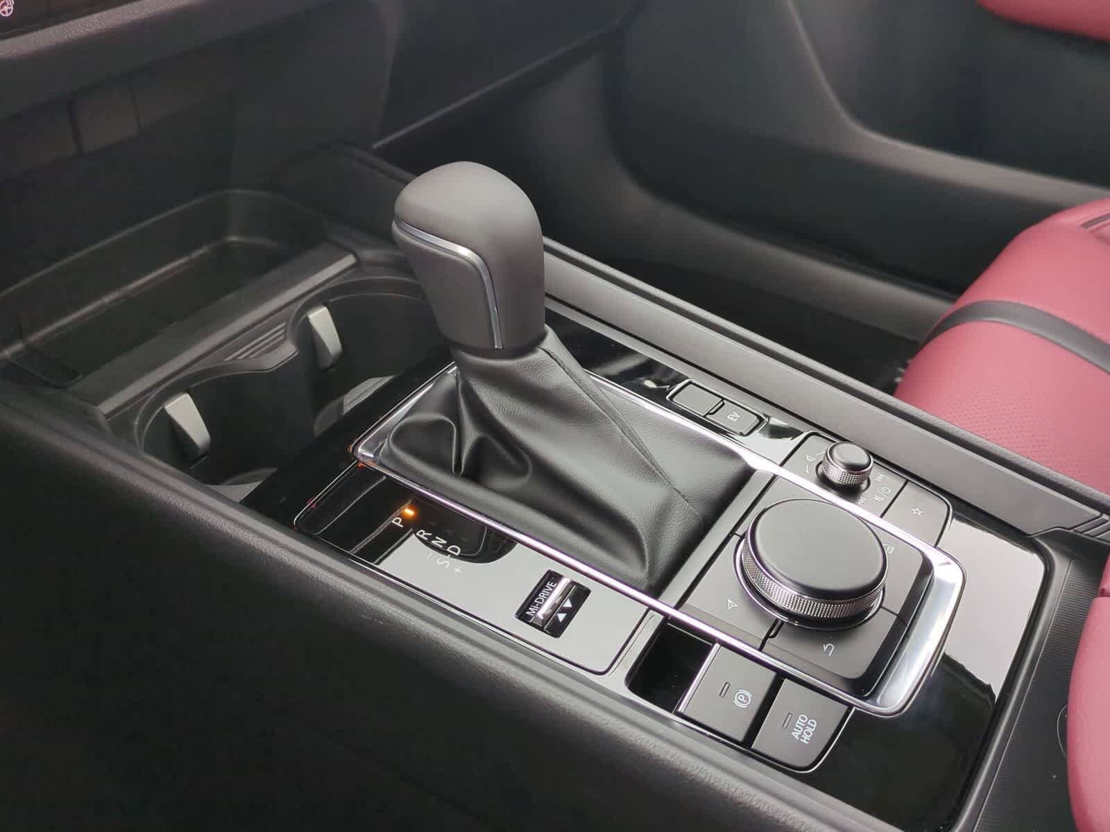 Thumbnail: 2026 Mazda CX-50 - 32