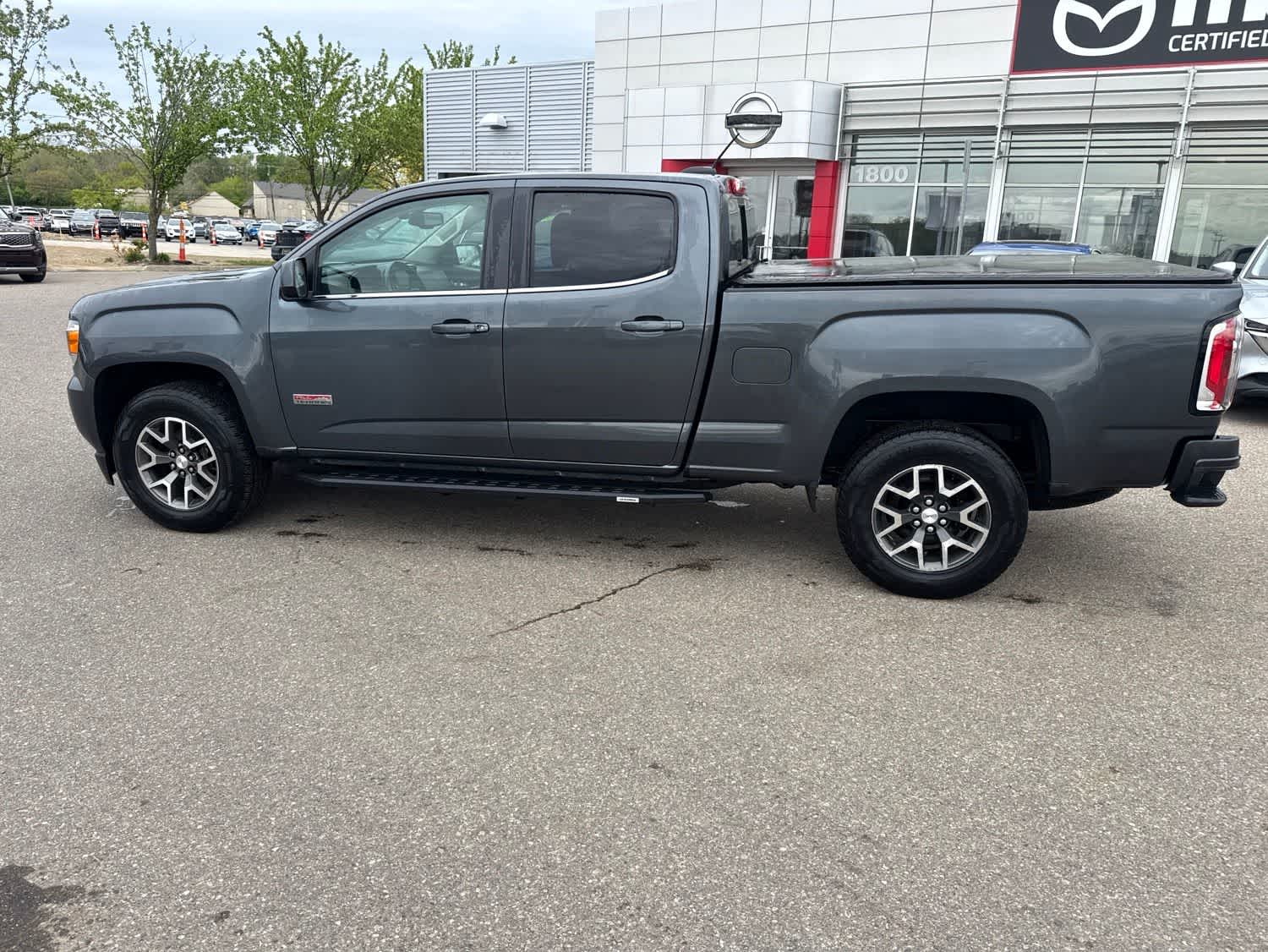 Thumbnail: 2016 GMC Canyon - 8