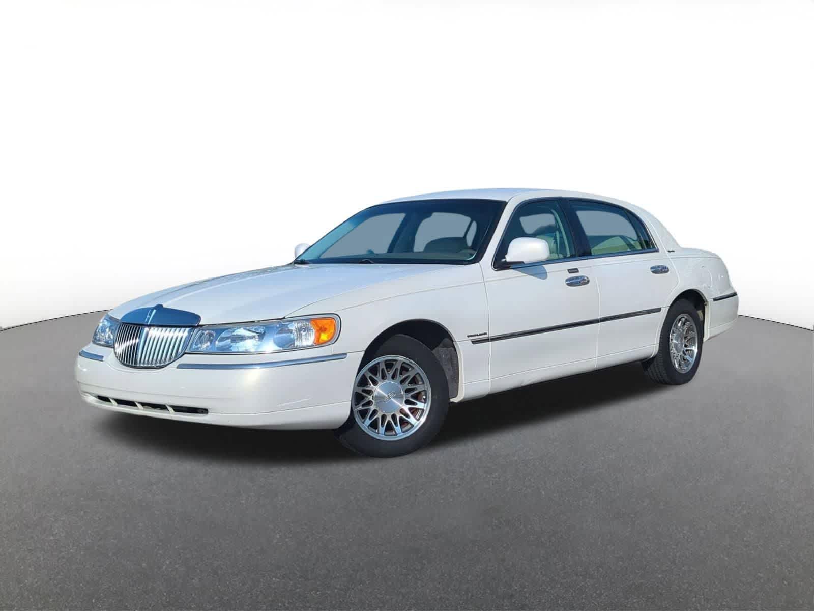 Thumbnail: 2000 Lincoln Town Car - 1