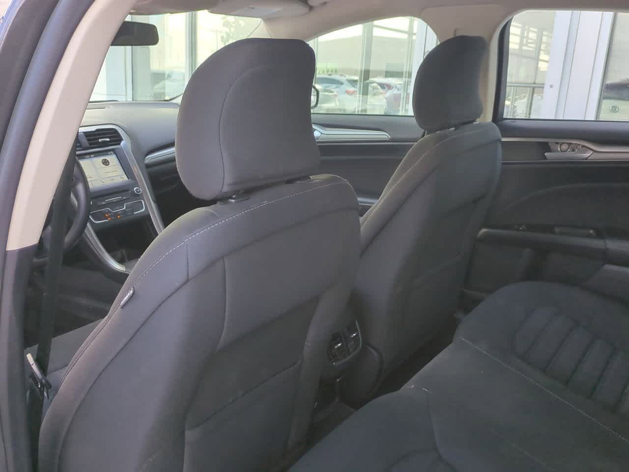 Thumbnail: 2017 Ford Fusion - 17