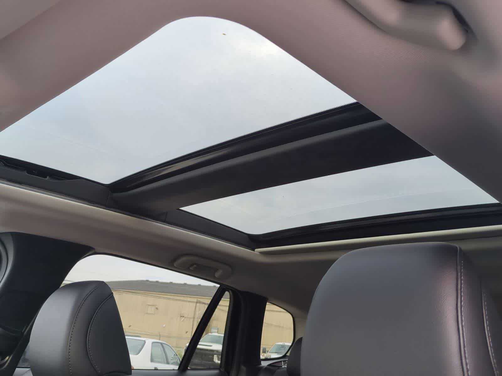 Thumbnail: 2026 Mazda CX-50 - 18