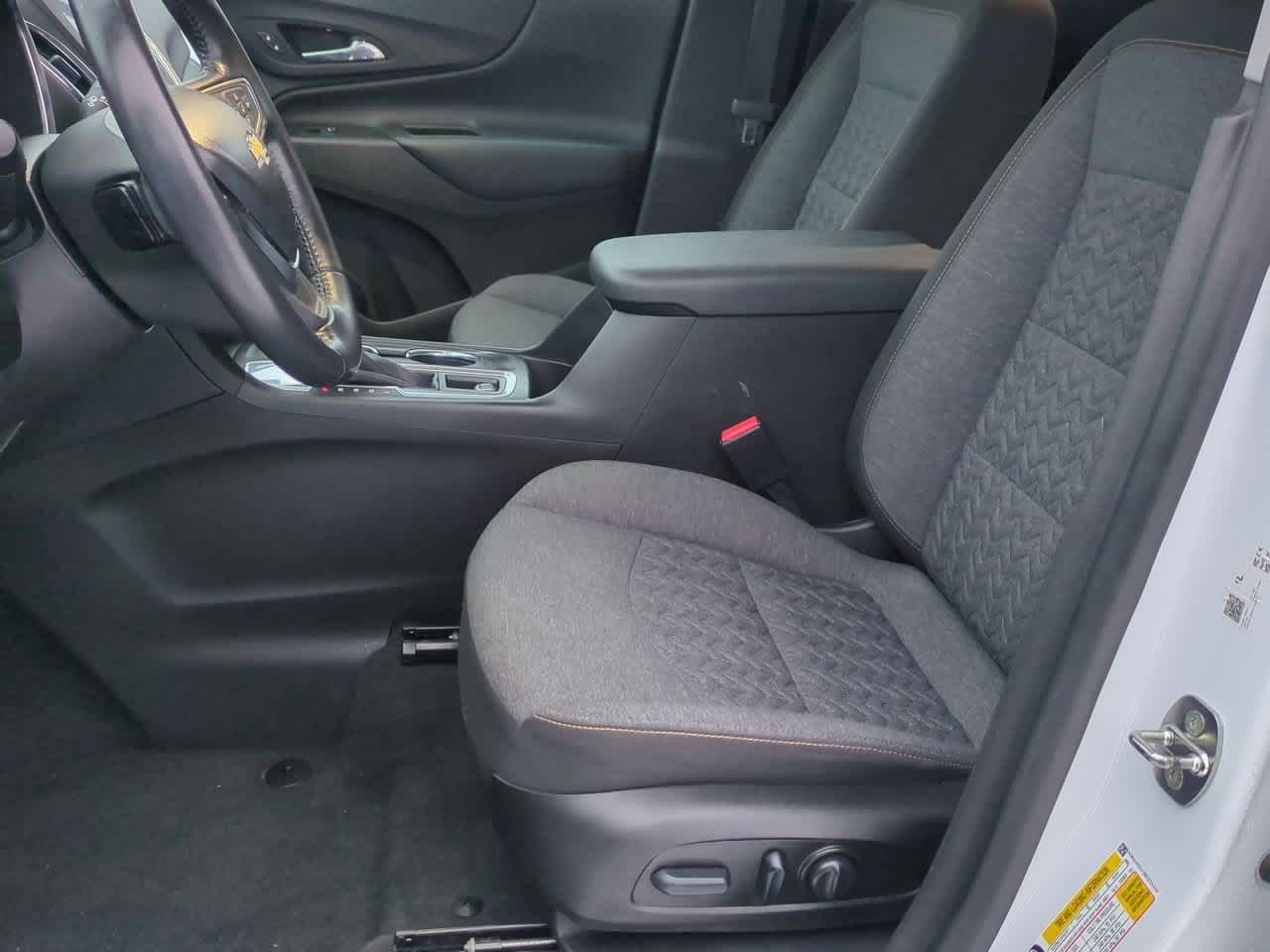 Thumbnail: 2022 Chevrolet Equinox - 15