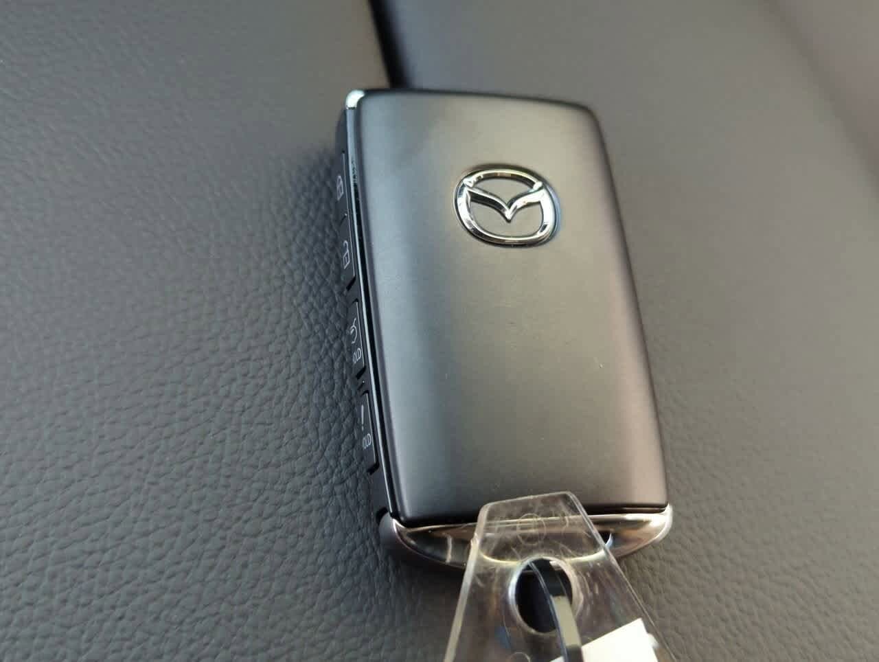 Thumbnail: 2025 Mazda CX-50 - 33