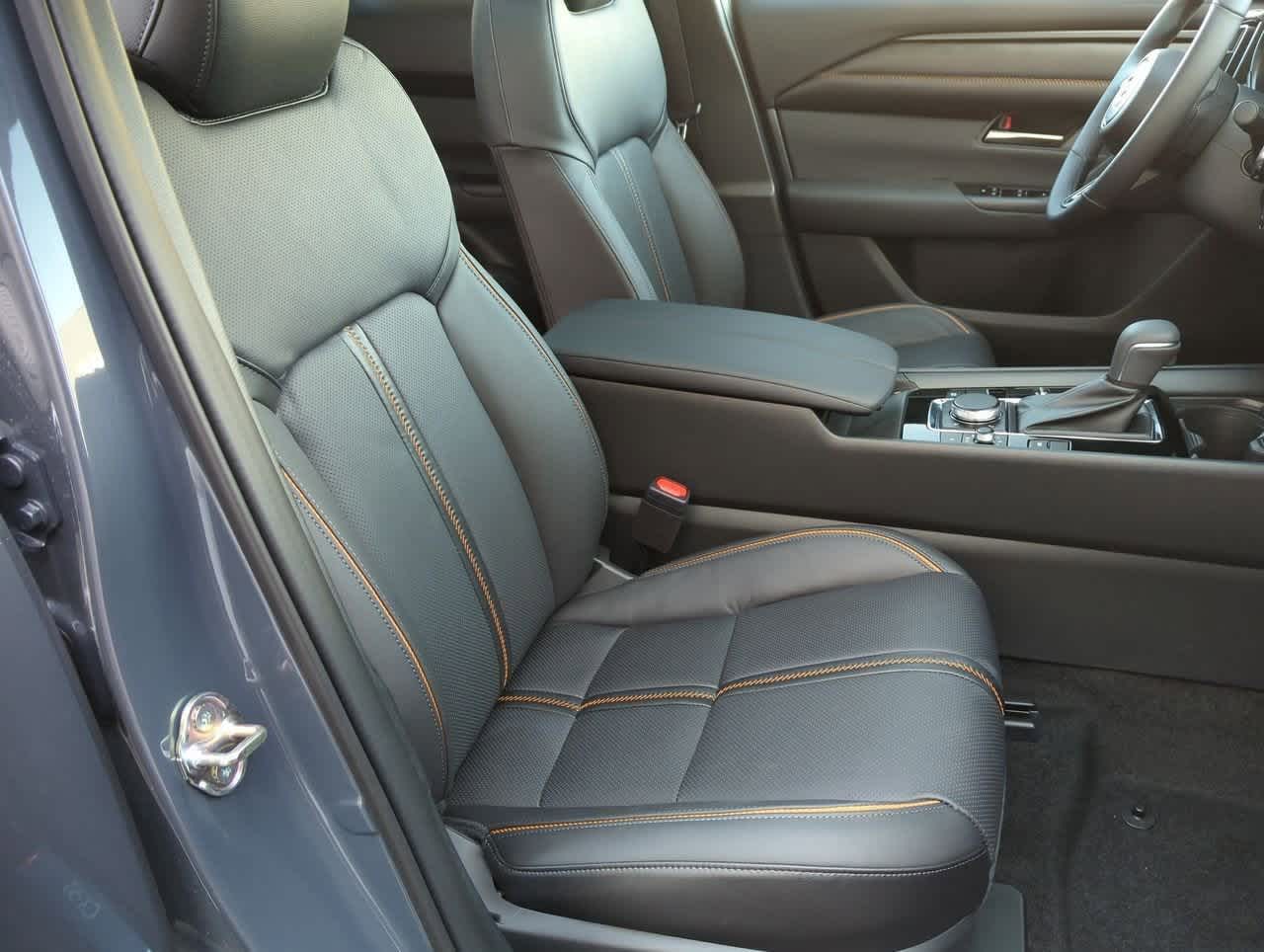 Thumbnail: 2025 Mazda CX-50 - 21