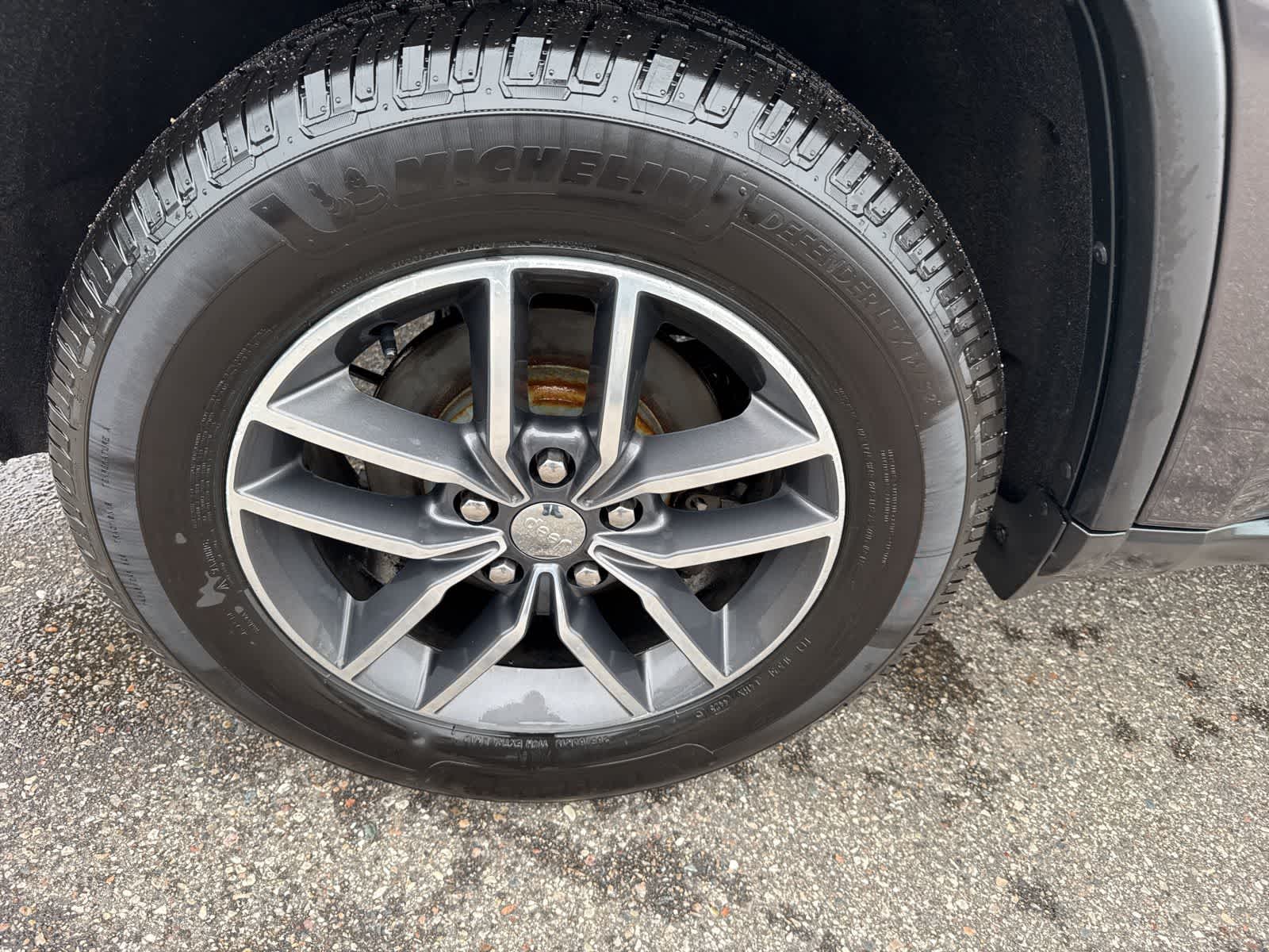 Thumbnail: 2018 Jeep Grand Cherokee - 11