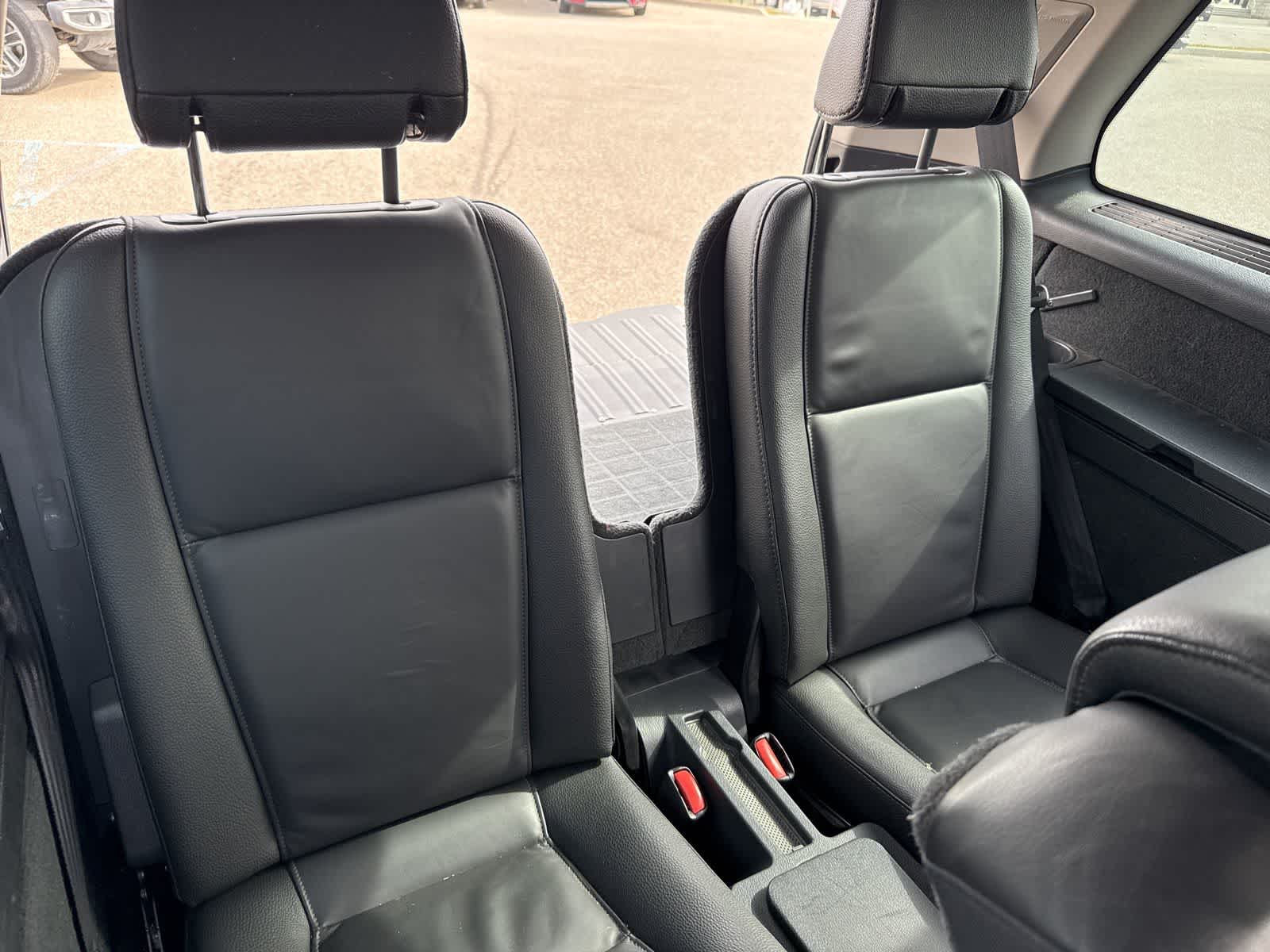 Thumbnail: 2012 Volvo XC90 - 25