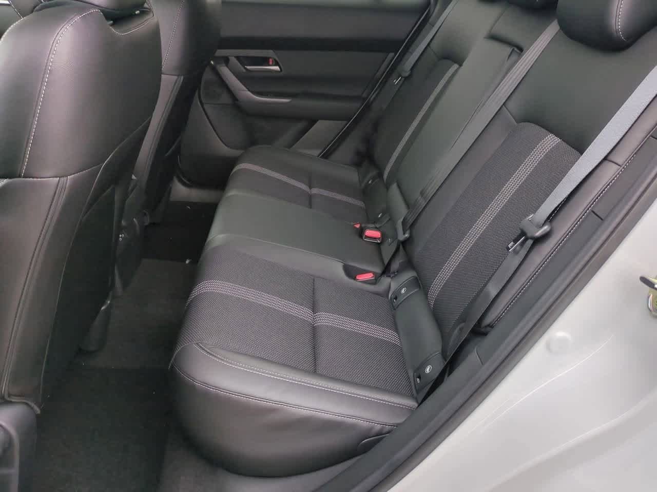 Thumbnail: 2025 Mazda CX-50 - 17