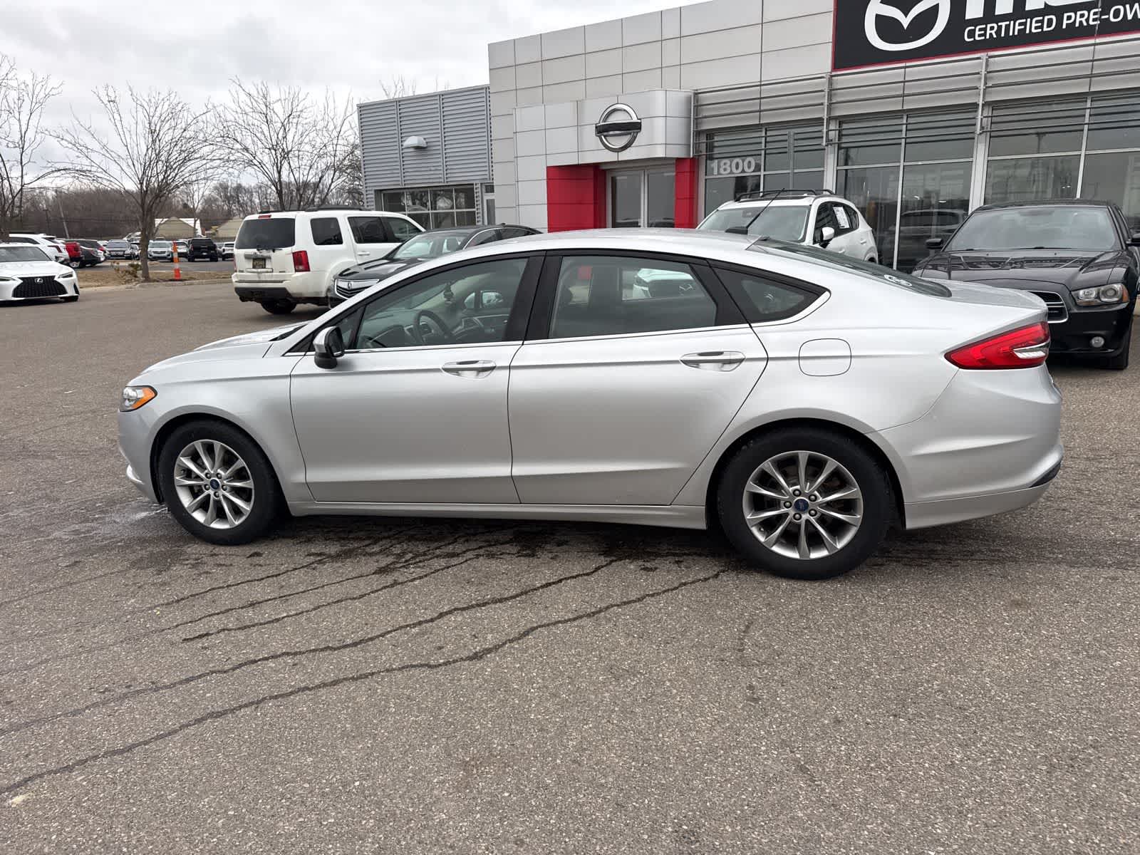 Thumbnail: 2017 Ford Fusion - 8