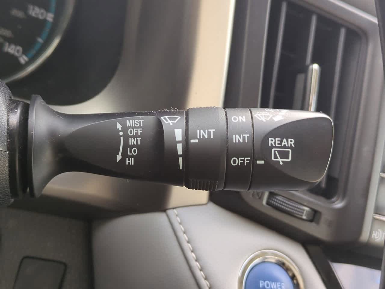 Thumbnail: 2018 Toyota RAV4 - 26