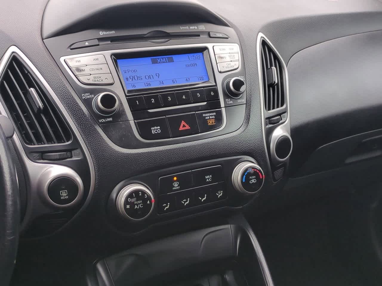 Thumbnail: 2012 Hyundai Tucson - 27