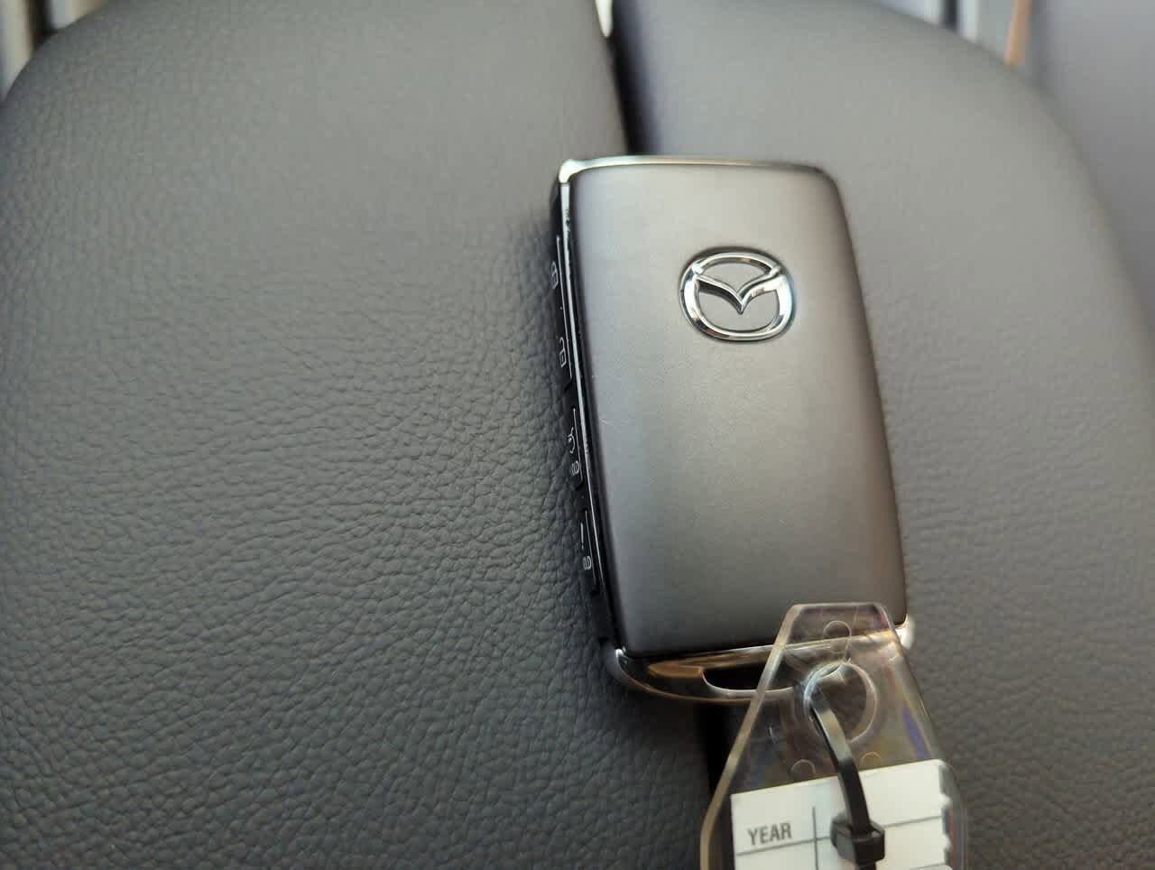 Thumbnail: 2025 Mazda CX-50 - 33