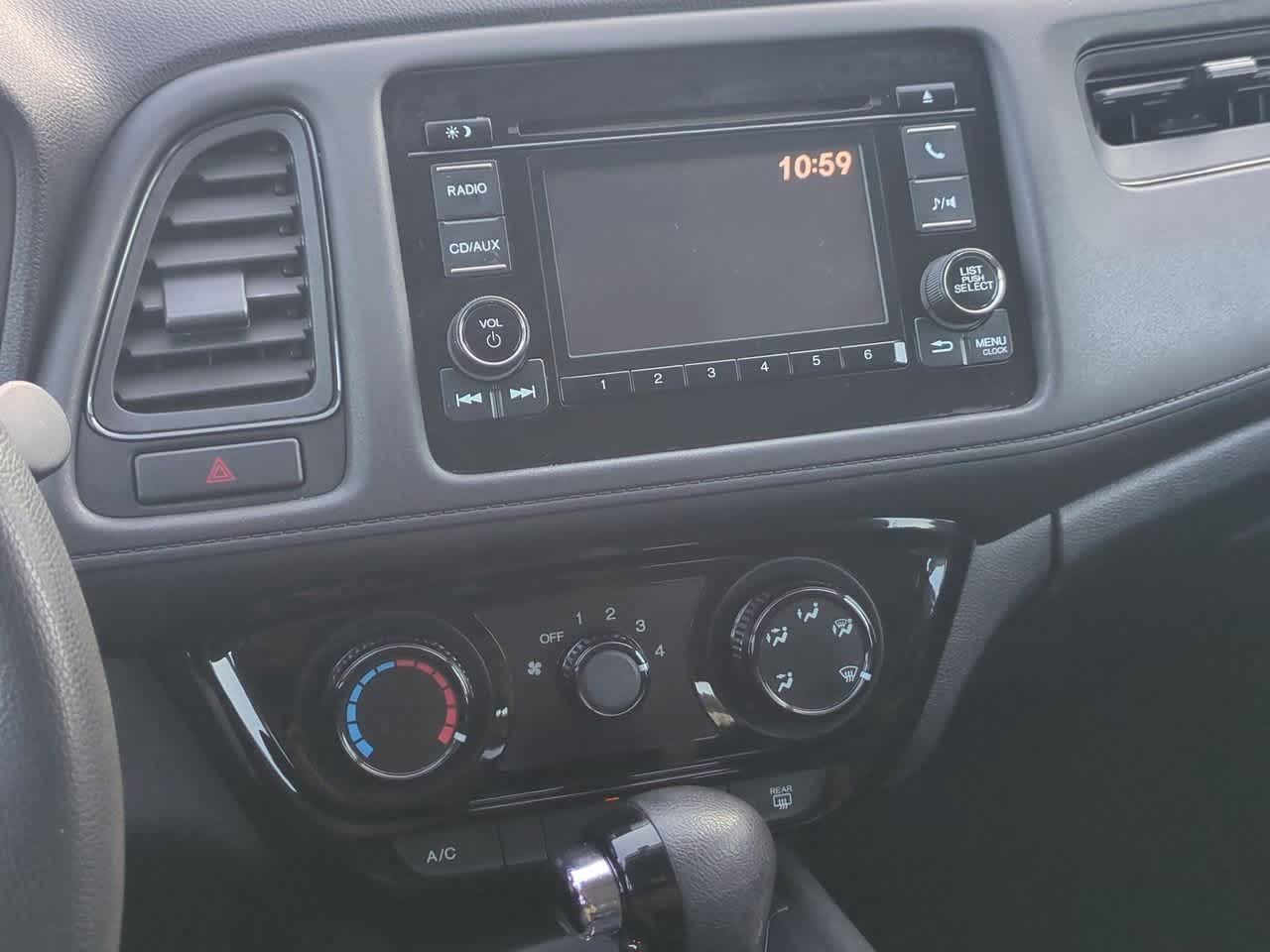 Thumbnail: 2016 Honda HR-V - 25