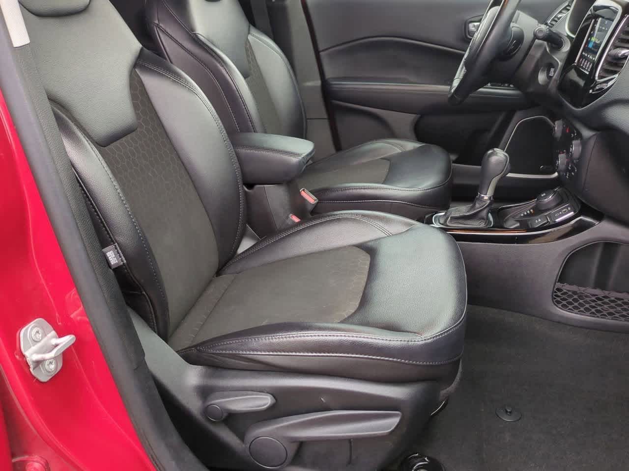 Thumbnail: 2020 Jeep Compass - 20