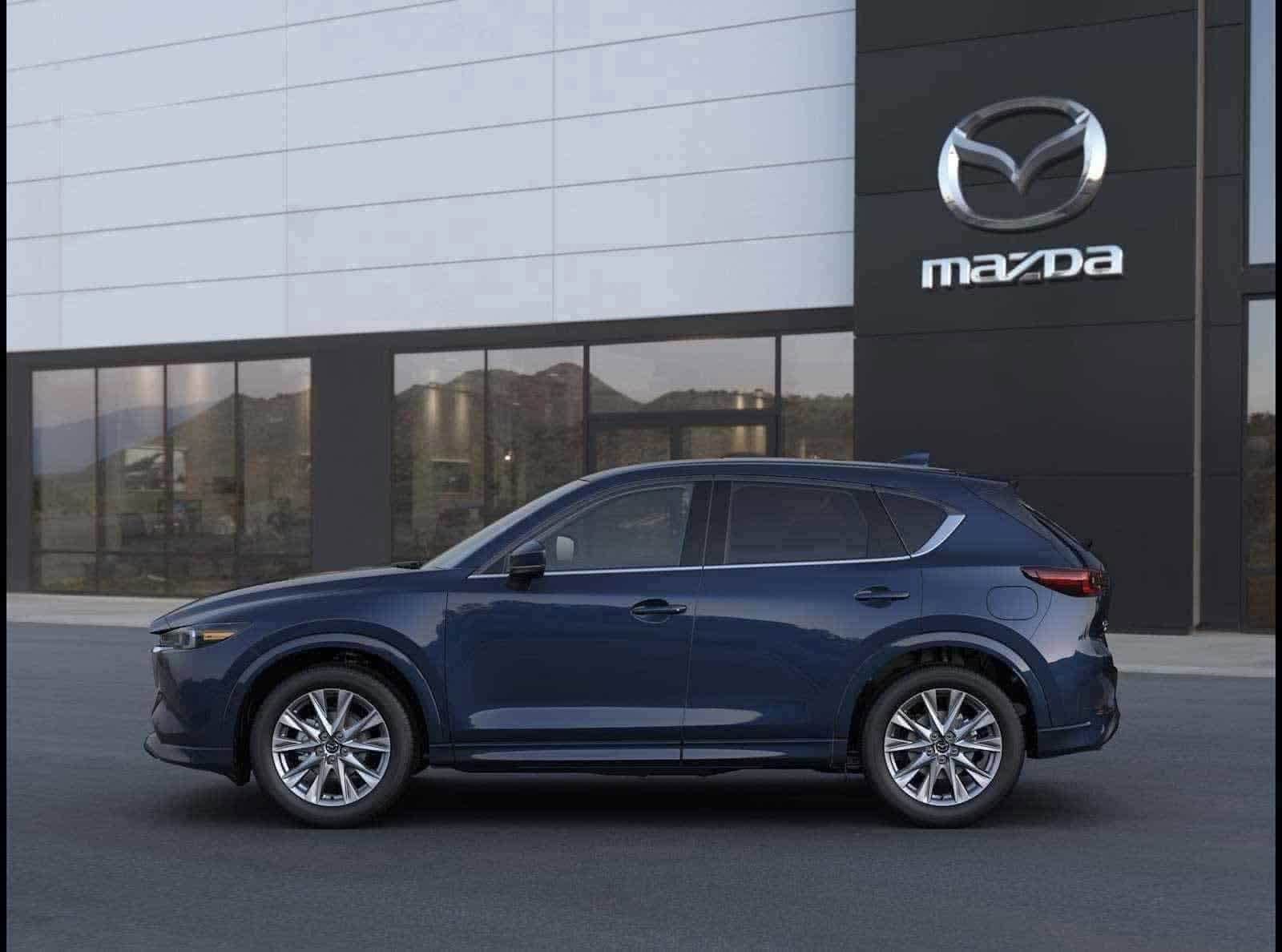 Thumbnail: 2025 Mazda CX-5 - 3