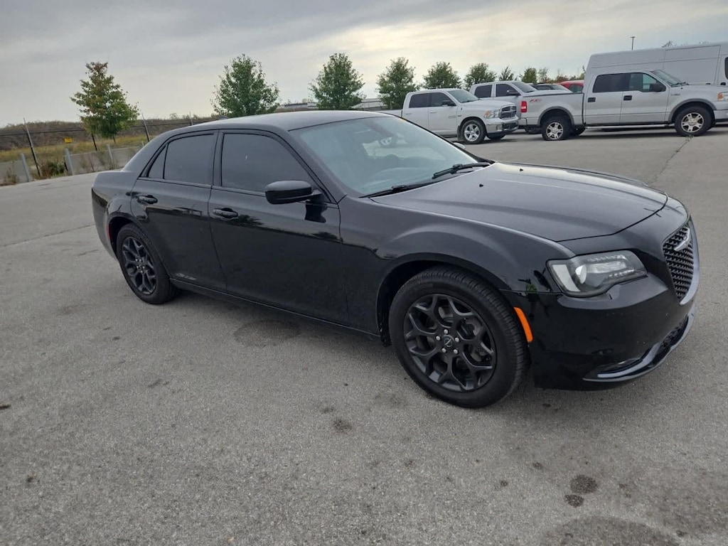 Used 2019 Chrysler 300 S Sedan
