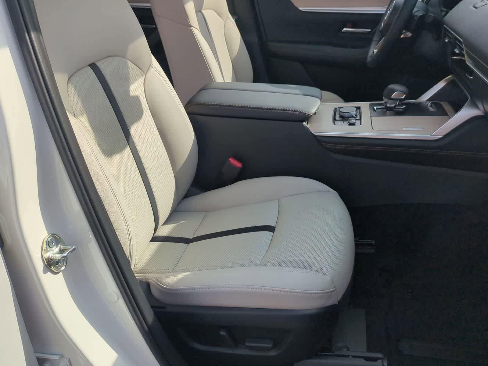 Thumbnail: 2026 Mazda CX-70 - 21