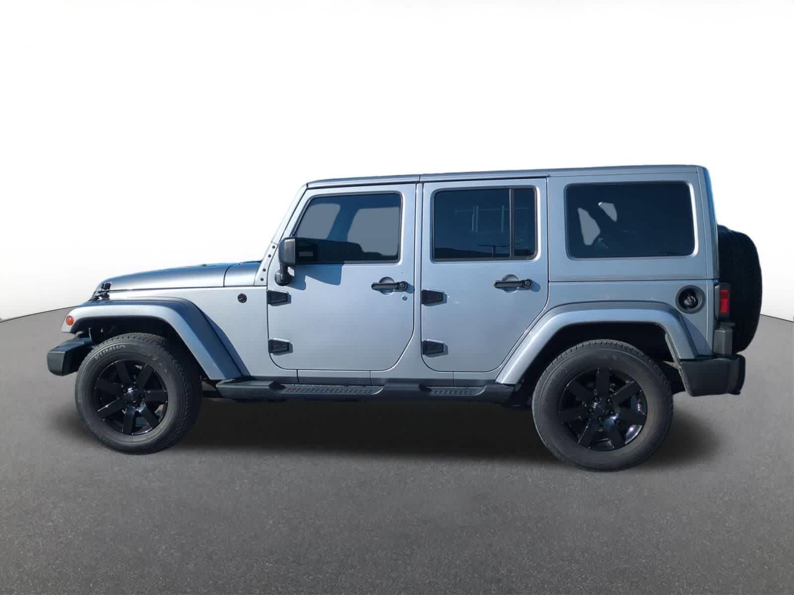 Thumbnail: 2017 Jeep Wrangler - 2