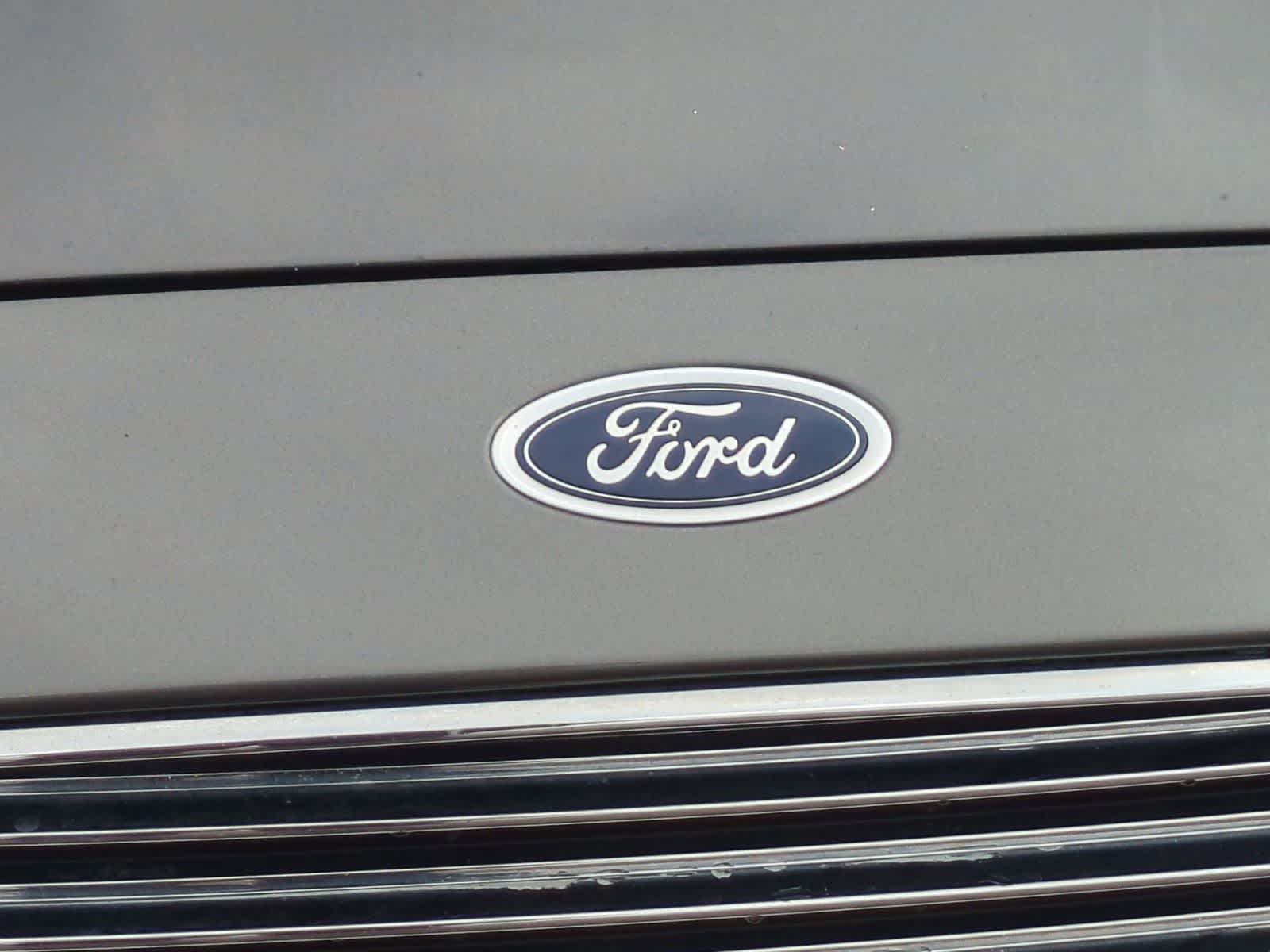 Thumbnail: 2017 Ford Fusion - 11