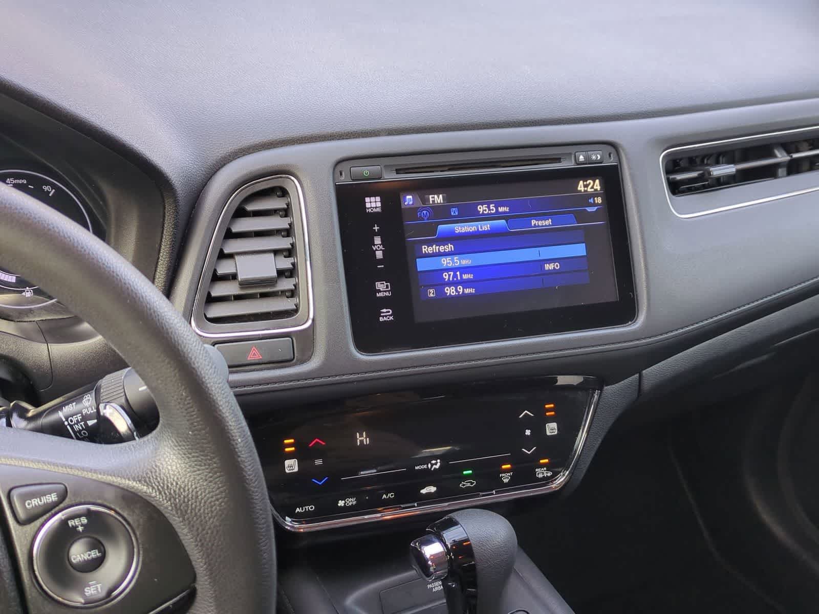 Thumbnail: 2016 Honda HR-V - 28