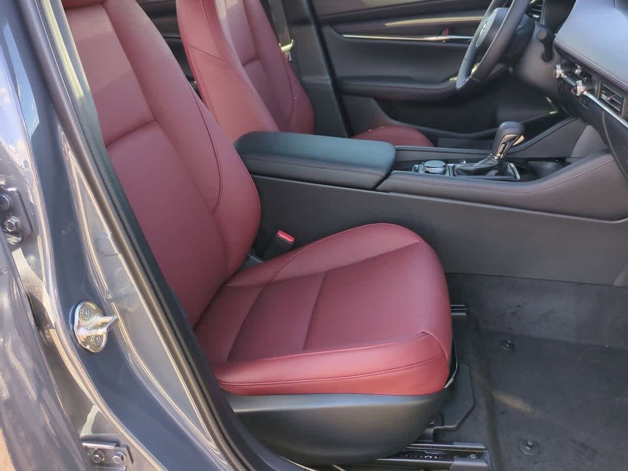 Thumbnail: 2025 Mazda Mazda3 - 20