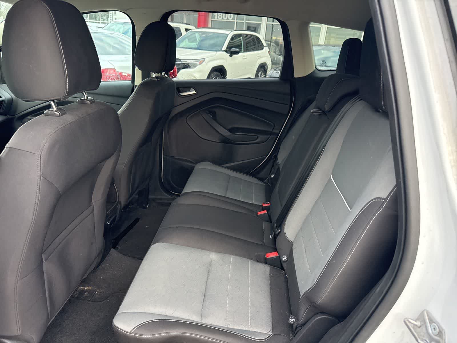 Thumbnail: 2014 Ford Escape - 16