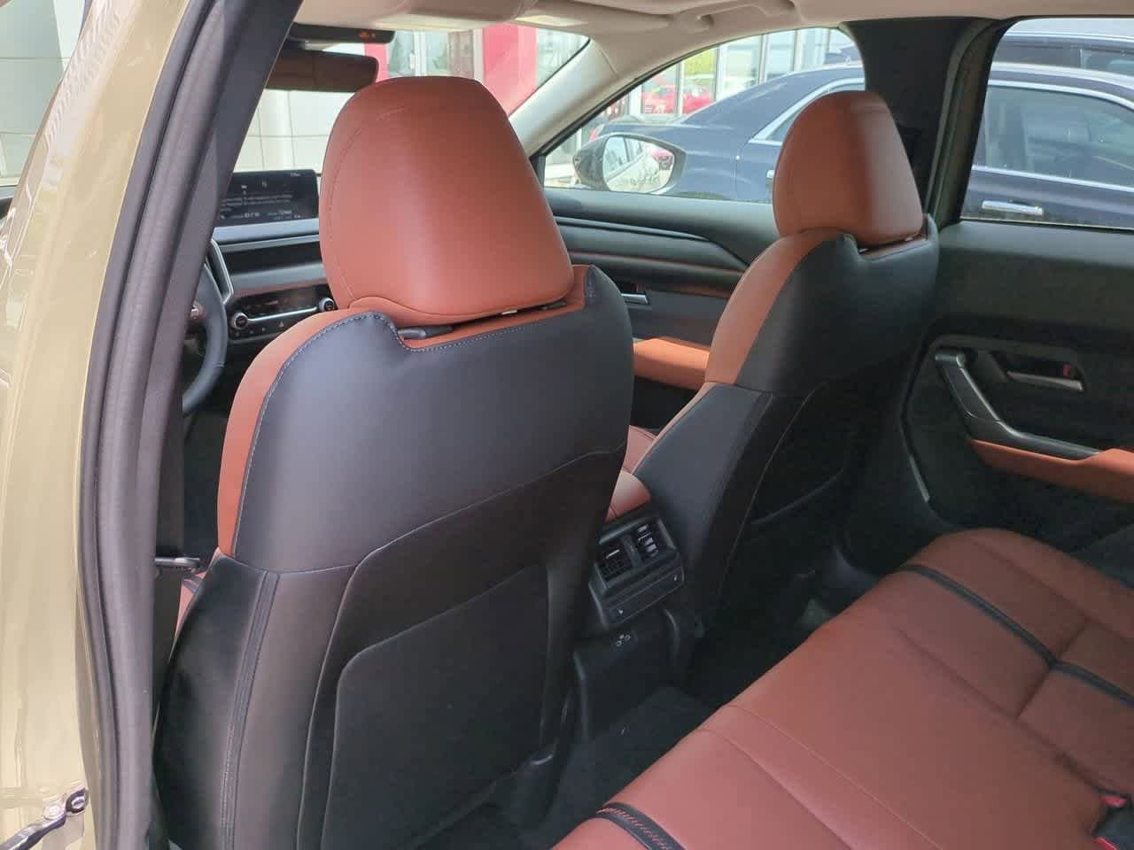 Thumbnail: 2025 Mazda CX-50 - 16