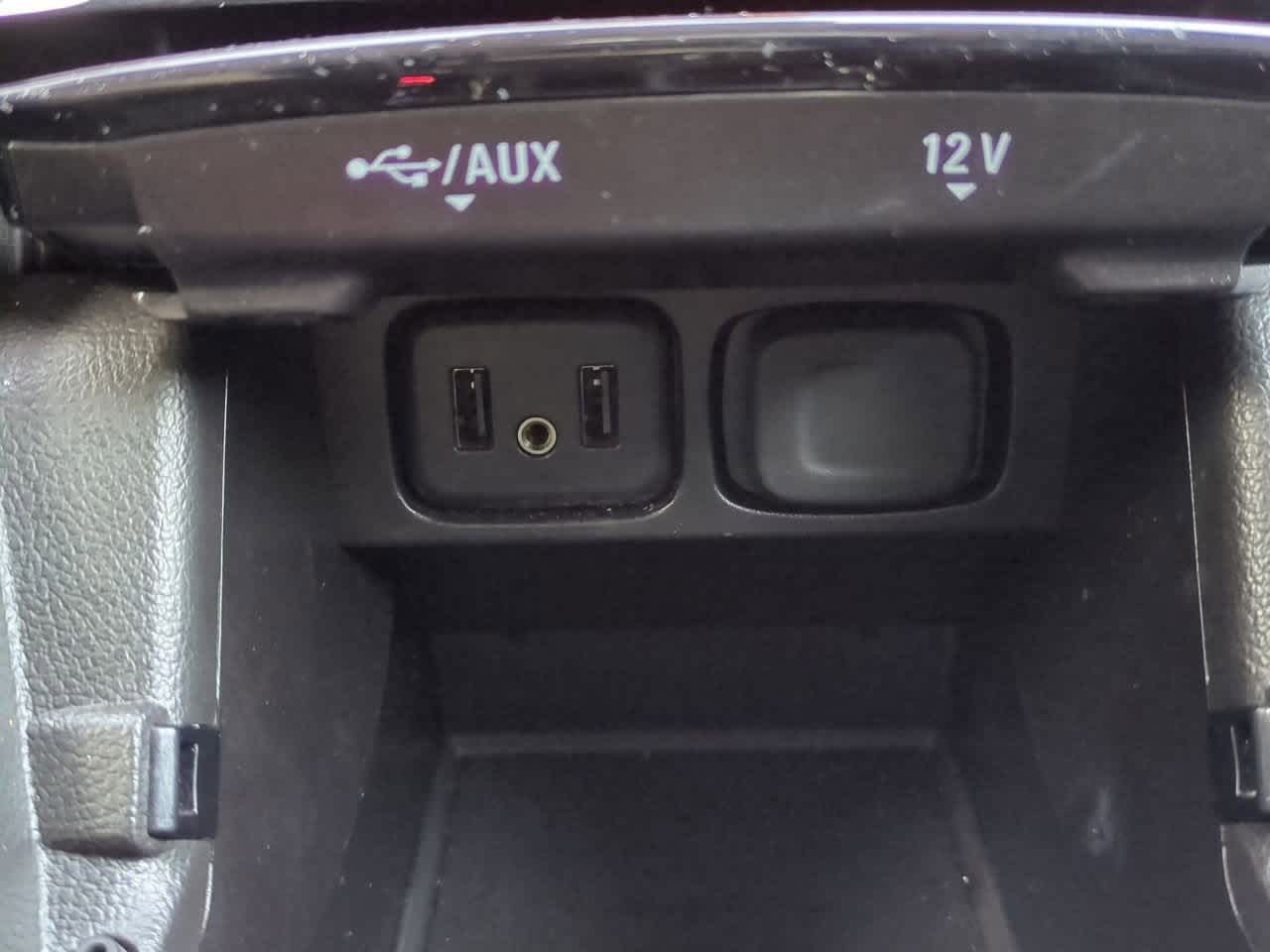 Thumbnail: 2018 Buick Encore - 28