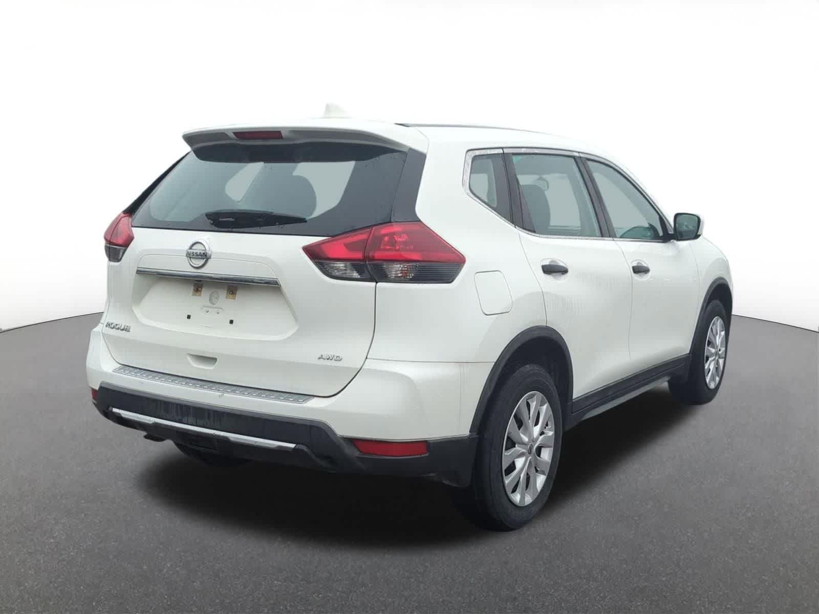 Thumbnail: 2018 Nissan Rogue - 6