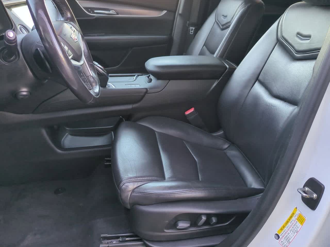 Thumbnail: 2018 Cadillac XT5 - 15