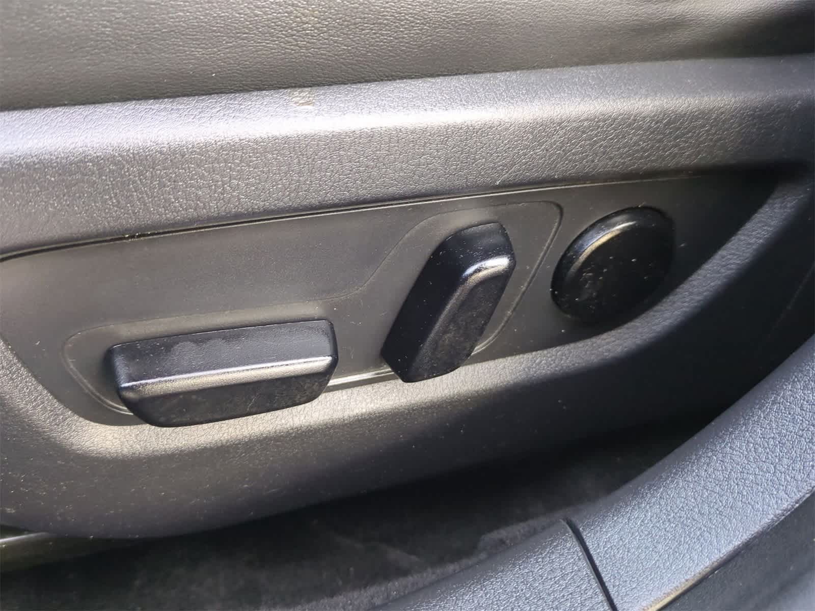 Thumbnail: 2020 Mazda CX-30 - 15