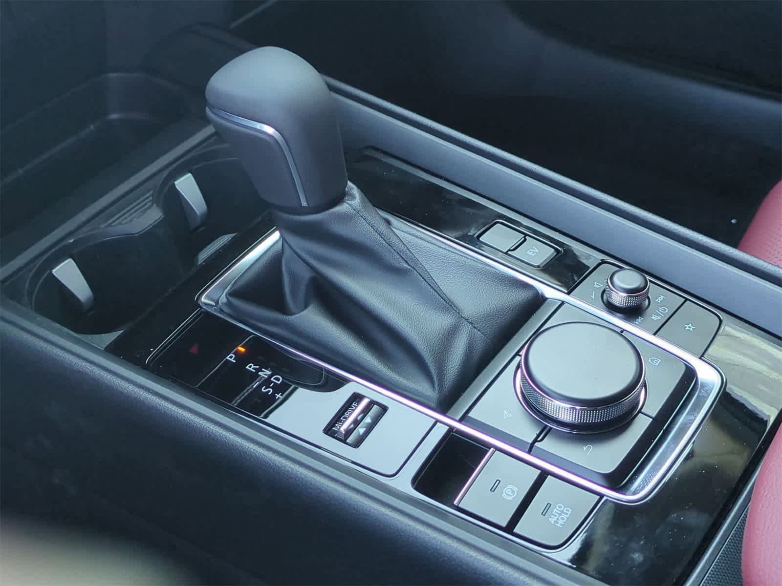 Thumbnail: 2026 Mazda CX-50 - 32