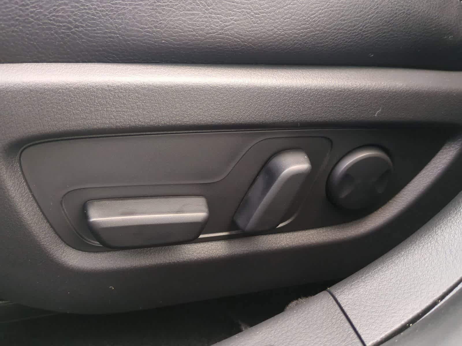 Thumbnail: 2026 Mazda CX-50 - 16