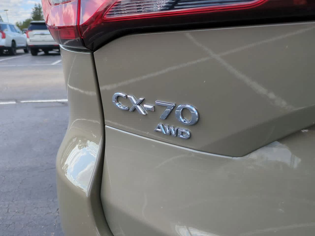 2025 Mazda CX-70 PHEV Premium 11
