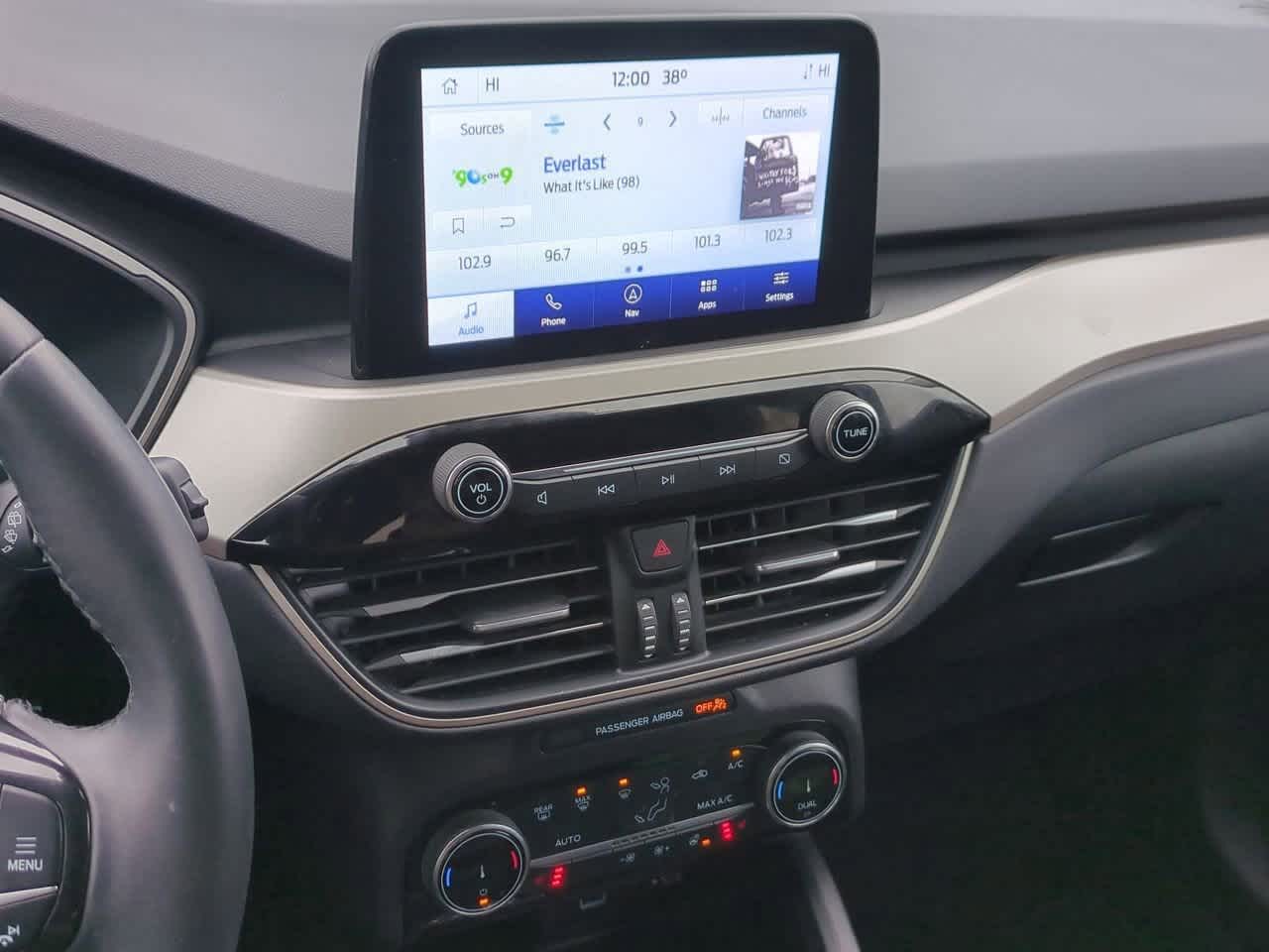 Thumbnail: 2022 Ford Escape - 26