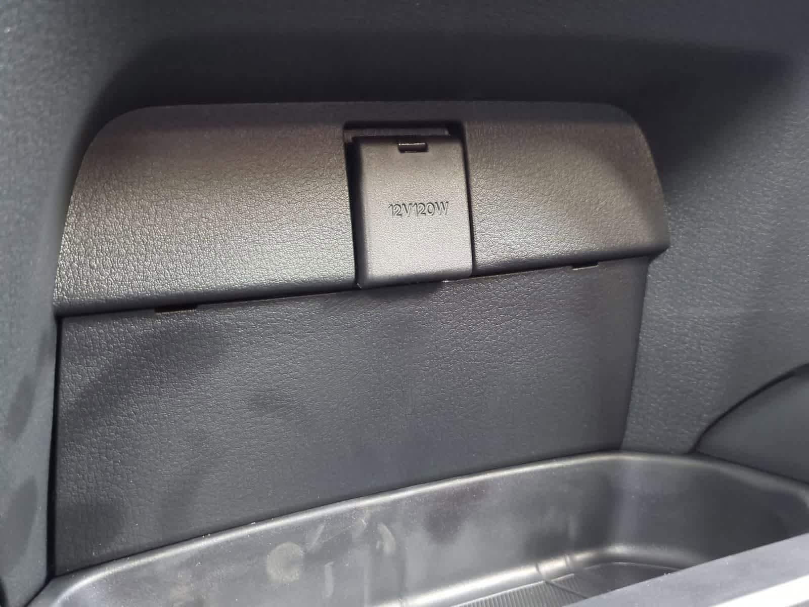 Thumbnail: 2026 Mazda CX-50 - 31