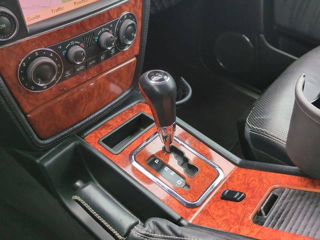 Thumbnail: 2011 Mercedes-Benz G-Class - 33