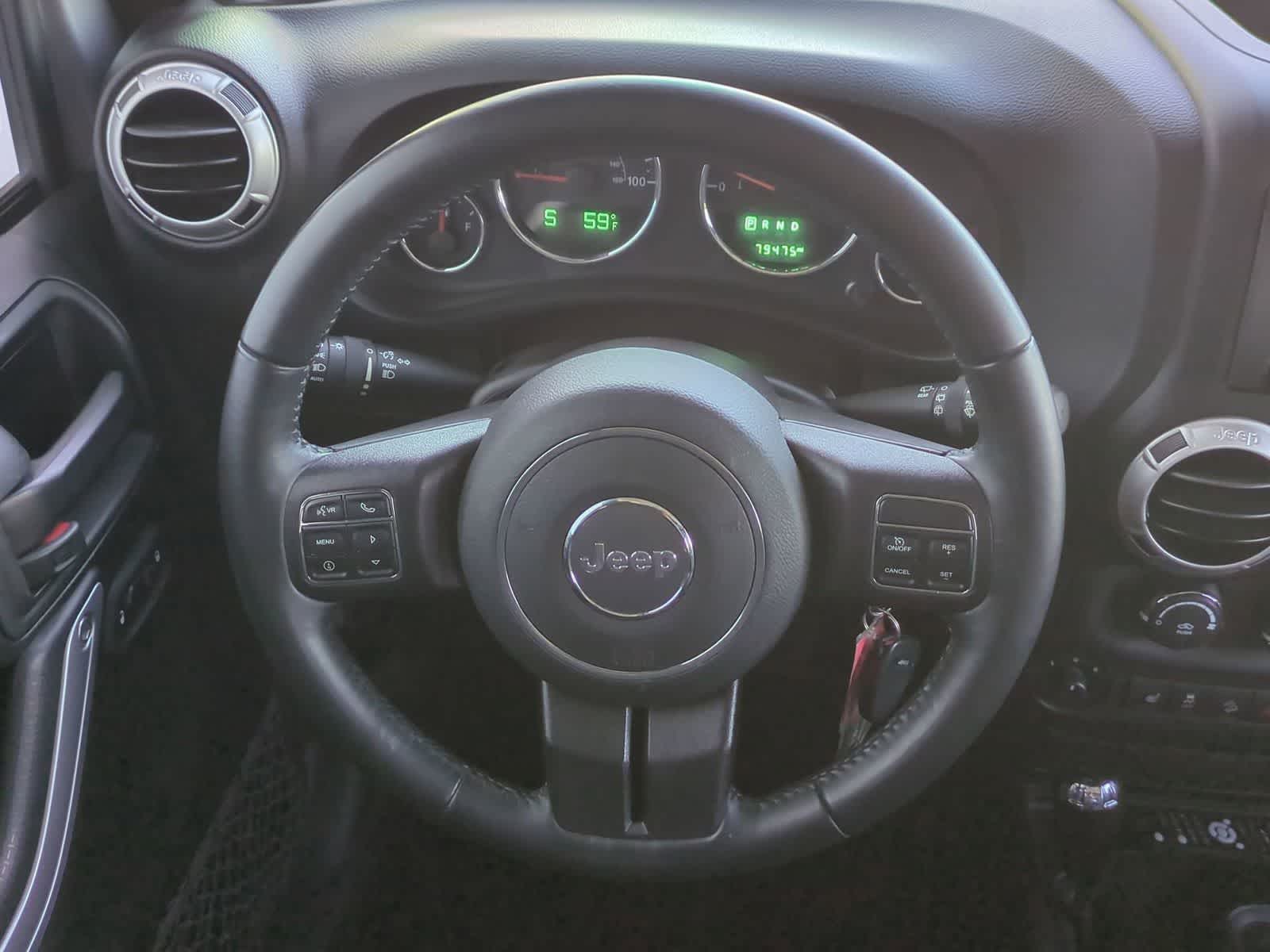 Thumbnail: 2017 Jeep Wrangler - 21